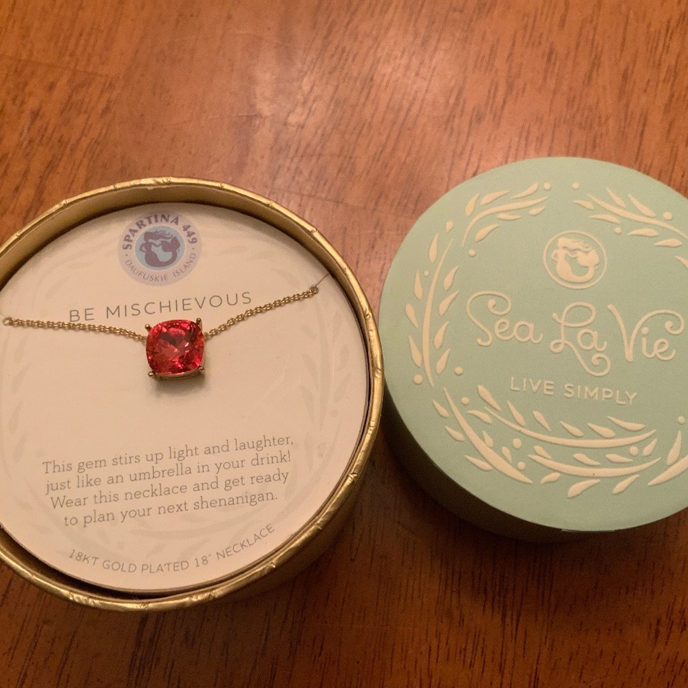 Spartina necklace